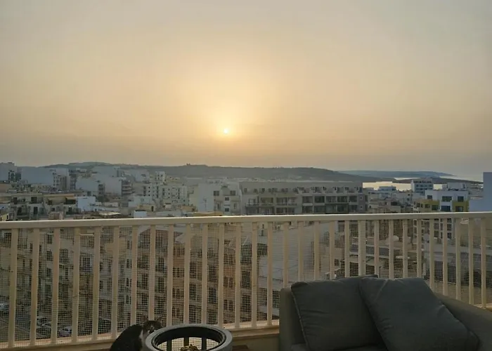 Sole Di Malta Panoramic View Penthouse